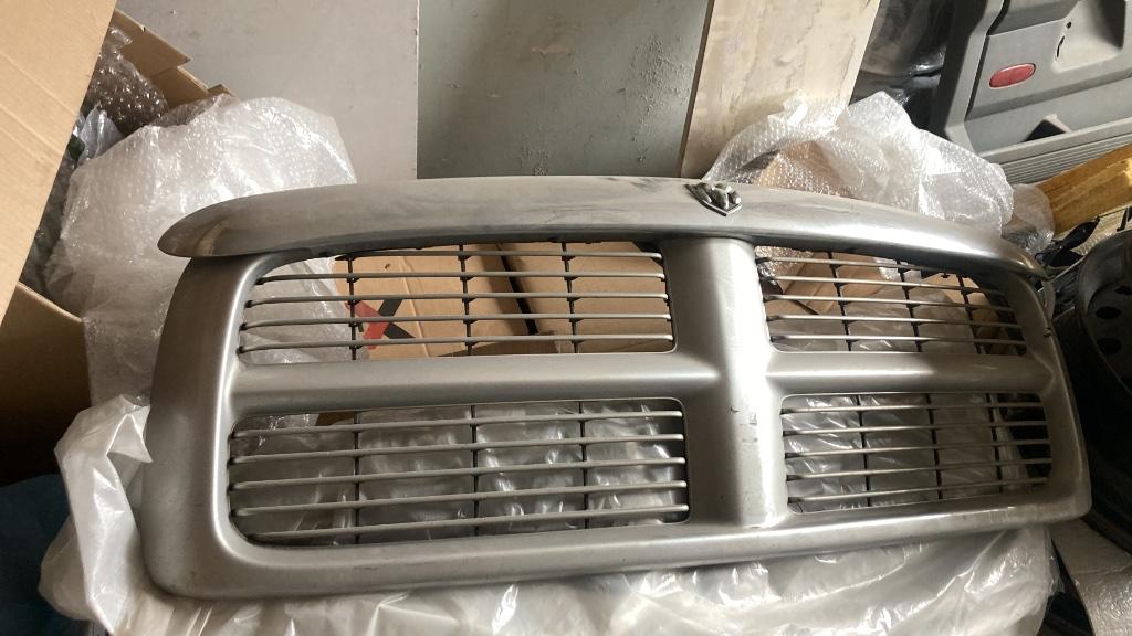 Dodge ram 2001-2006 bugshield, Enlèvement, Utilisé, Dodge, Capot moteur