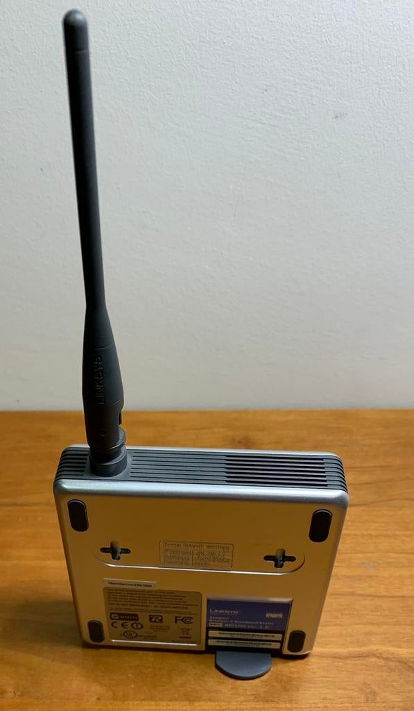 Linksys WRT54GC V2.0 compact wireless router, Zo goed als nieuw, Router