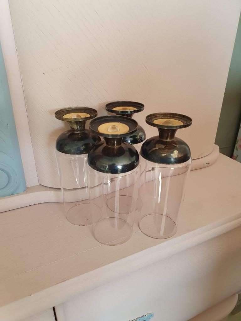 Set de 4 verres en cristal BREVET avec base argentée - 1970, Envoi