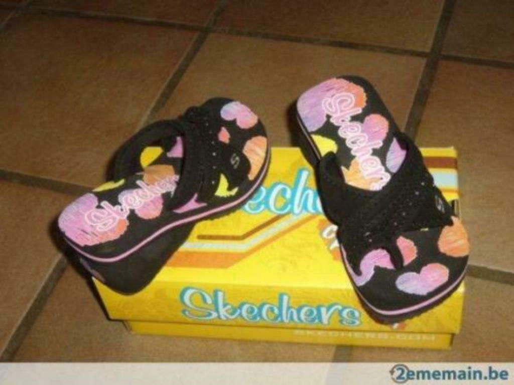 sandales skechers noir P27, Ophalen