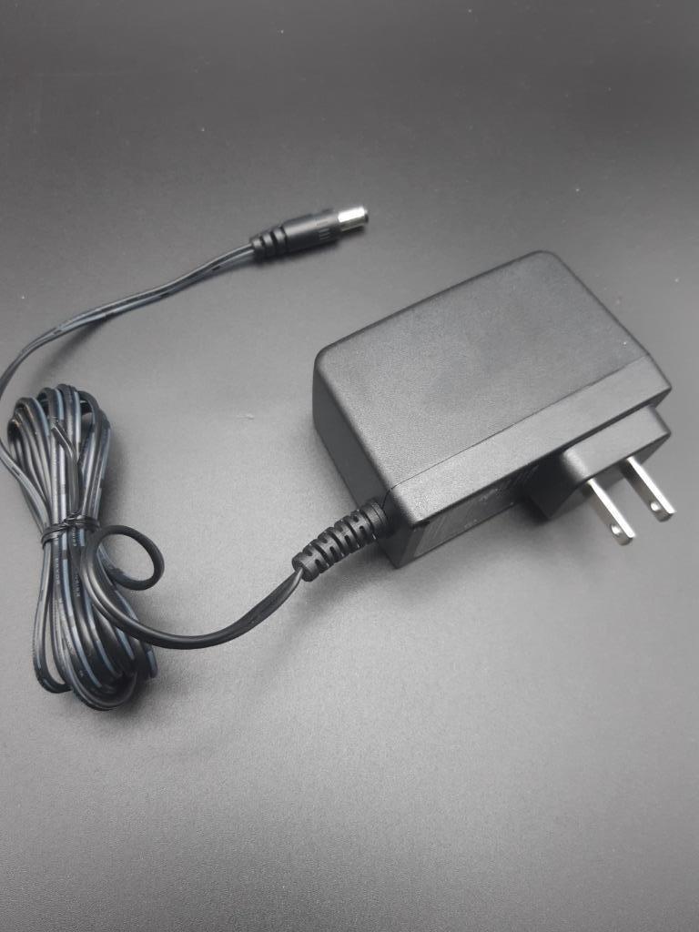 AC adapter amerikaans type voor vanalles, Computers en Software, Ophalen of Verzenden, Zo goed als nieuw