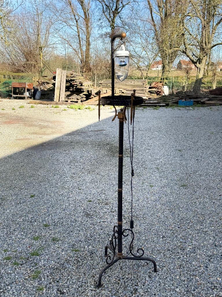 Metalen vogelkooi staander / lamp, Gebruikt, Metaal, 150 tot 200 cm, Antiek