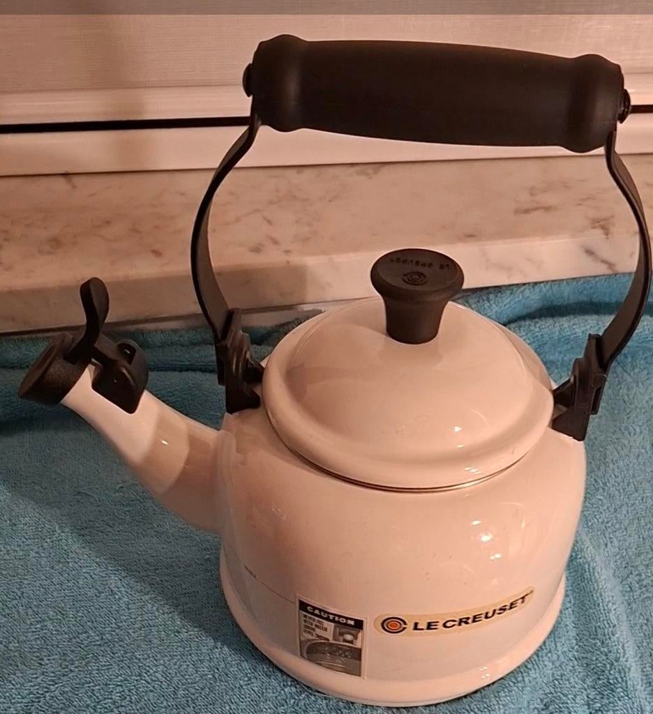 NIET ELECTRONISCHE 'waterketel' wit, Demi kettle, LE CREUSET, Ophalen, Nieuw