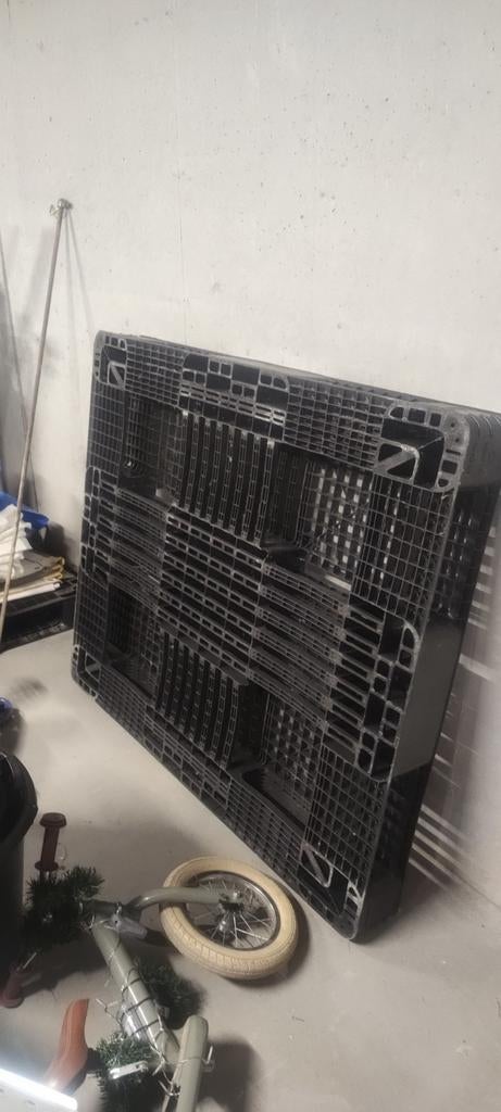 PVC pallet, Zakelijke goederen, Ophalen