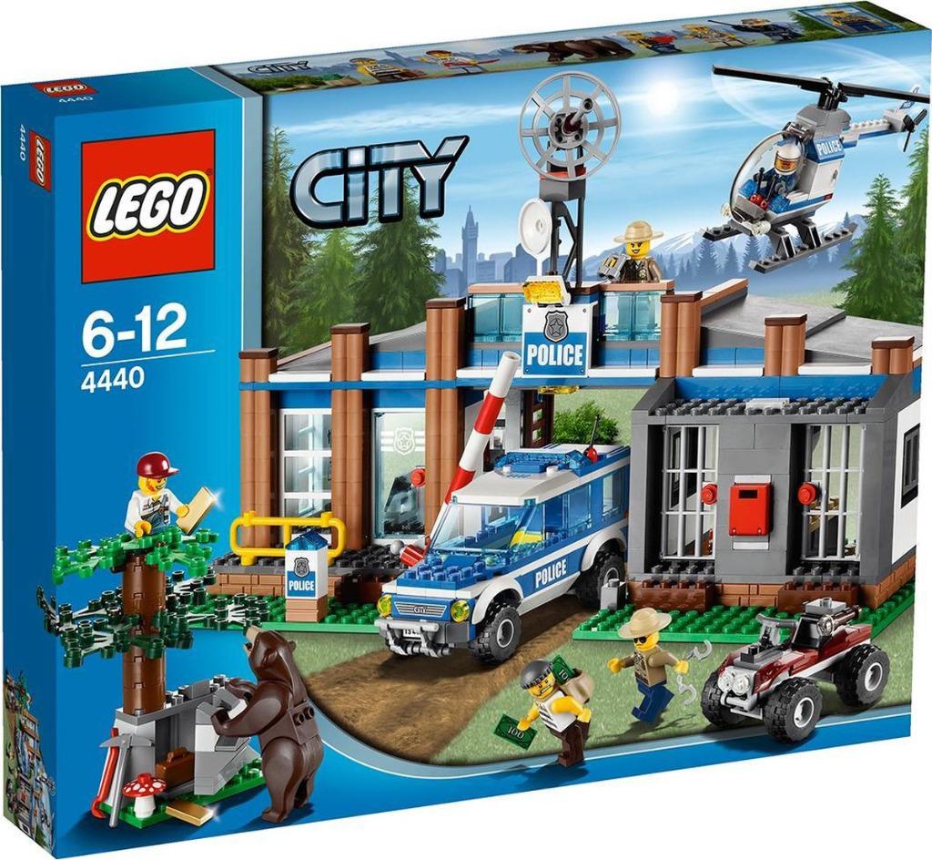 Lego 4440 Bospolitiebureau NIEUW & SEALED - Elders 185€ ! 🌞, Ophalen of Verzenden, Nieuw, Complete set, Lego