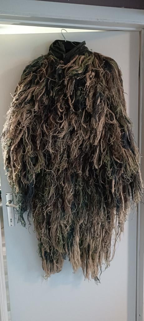 Tenue de camouflage ghillie, Enlèvement