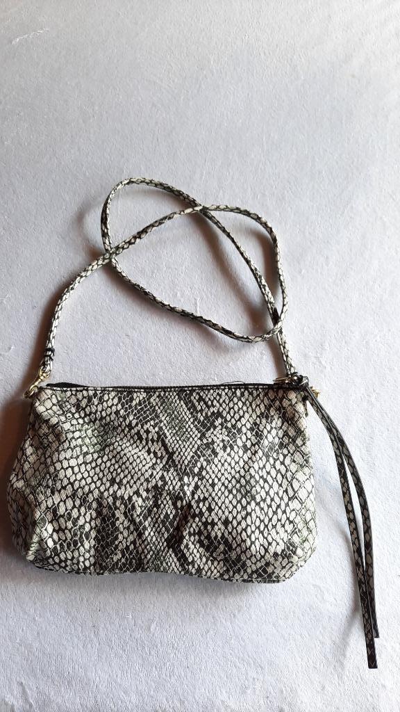 Sac à main noir et blanc, ceinture longue ; fermeture éclair, Enlèvement ou Envoi, Comme neuf