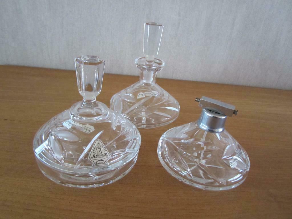 Parfumset driedelig kristal Anna Hotte, Antiquités & Art, Enlèvement