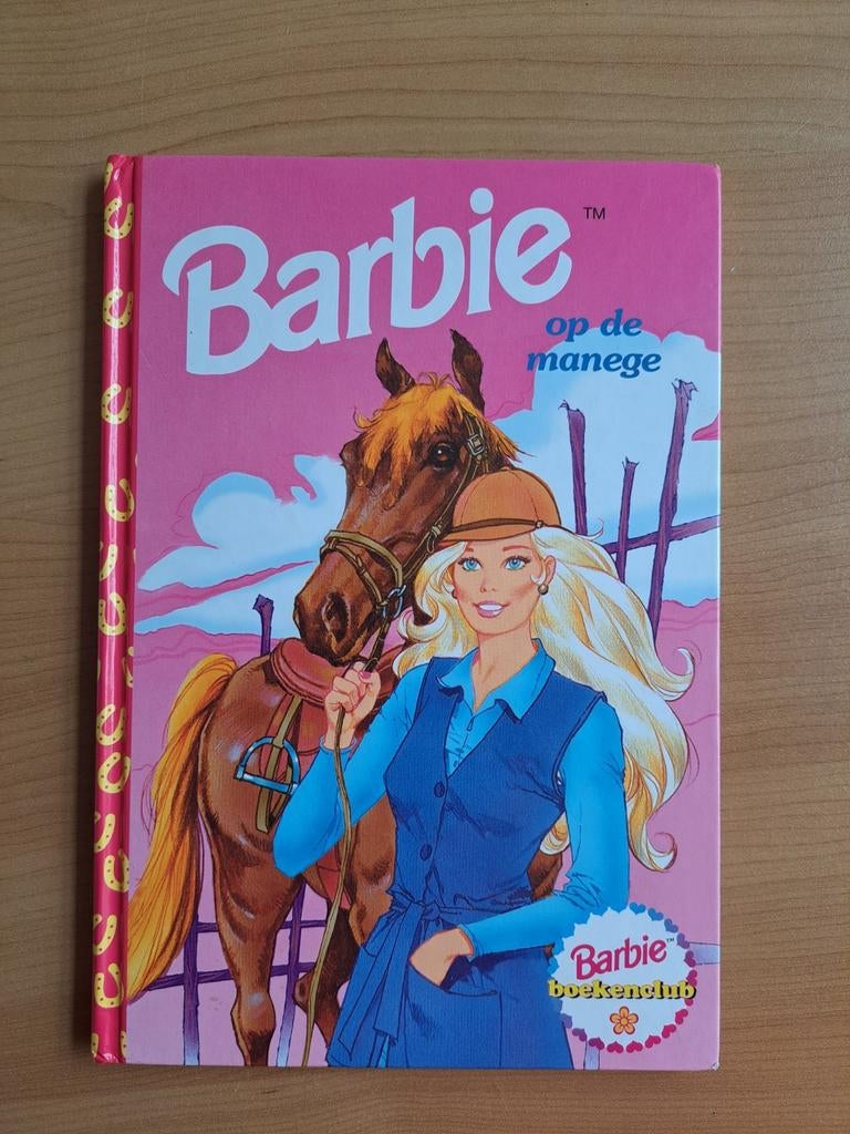 Club de lecture Barbie - Au centre équestre, Enlèvement ou Envoi, Comme neuf, Non-fiction