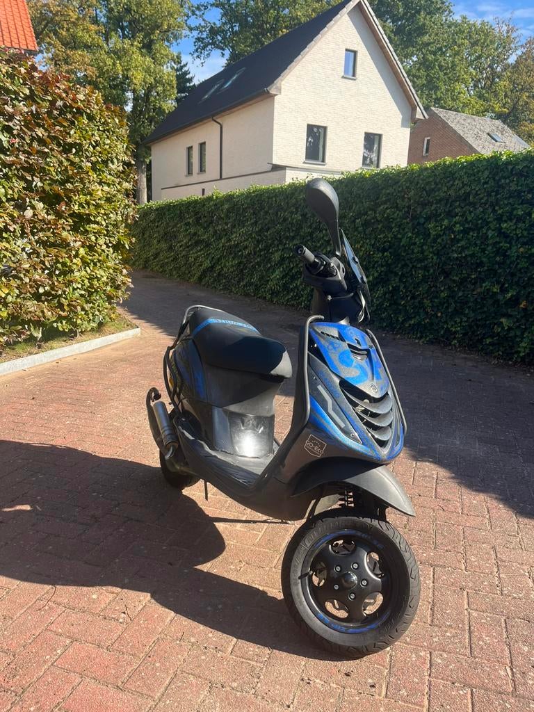 Piaggio zip 2takt h2o 70cc, Fietsen en Brommers, Tweetakt, Ophalen of Verzenden, 70 cc, Zip