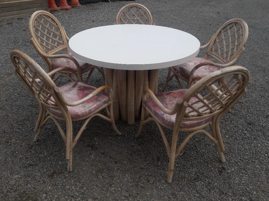 Bamboetafel met 5 stoelen, Ophalen, Gebruikt, Tafel(s) en Stoel(en)