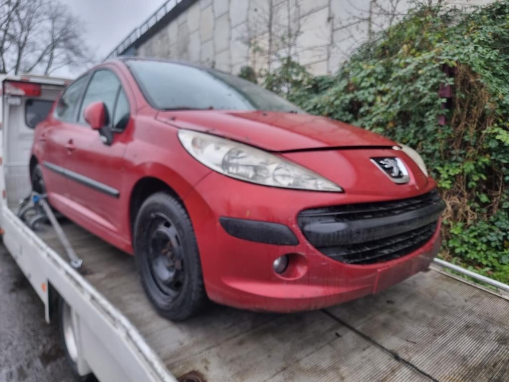 Peugeot 207 1.4i à vendre en pièces détachées, Autos : Pièces & Accessoires, Enlèvement ou Envoi, Peugeot