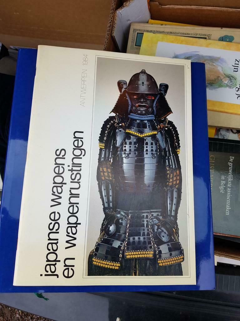 Japanse wapens en wapenuitrustingen Antwerpen 1984, Ophalen of Verzenden, Zo goed als nieuw