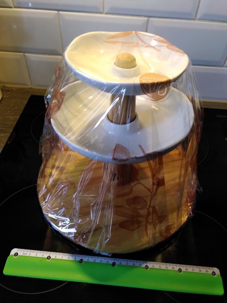 Nieuwe grote etagere van Oil & Vinegar - hout en porselein, Huis en Inrichting, Ophalen of Verzenden, Nieuw