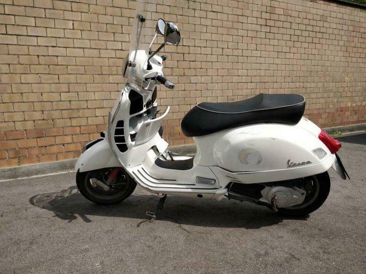 vespa gts 125 et vespa gts 250 pièces/pièces, Motos, Enlèvement, Utilisé