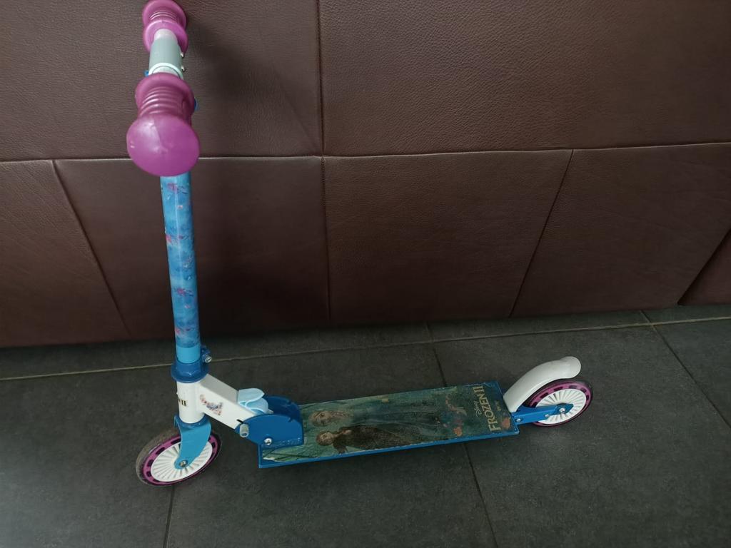 Kinderstep - Frozen, Fietsen en Brommers, Ophalen, Gebruikt, Gewone step, Smoby