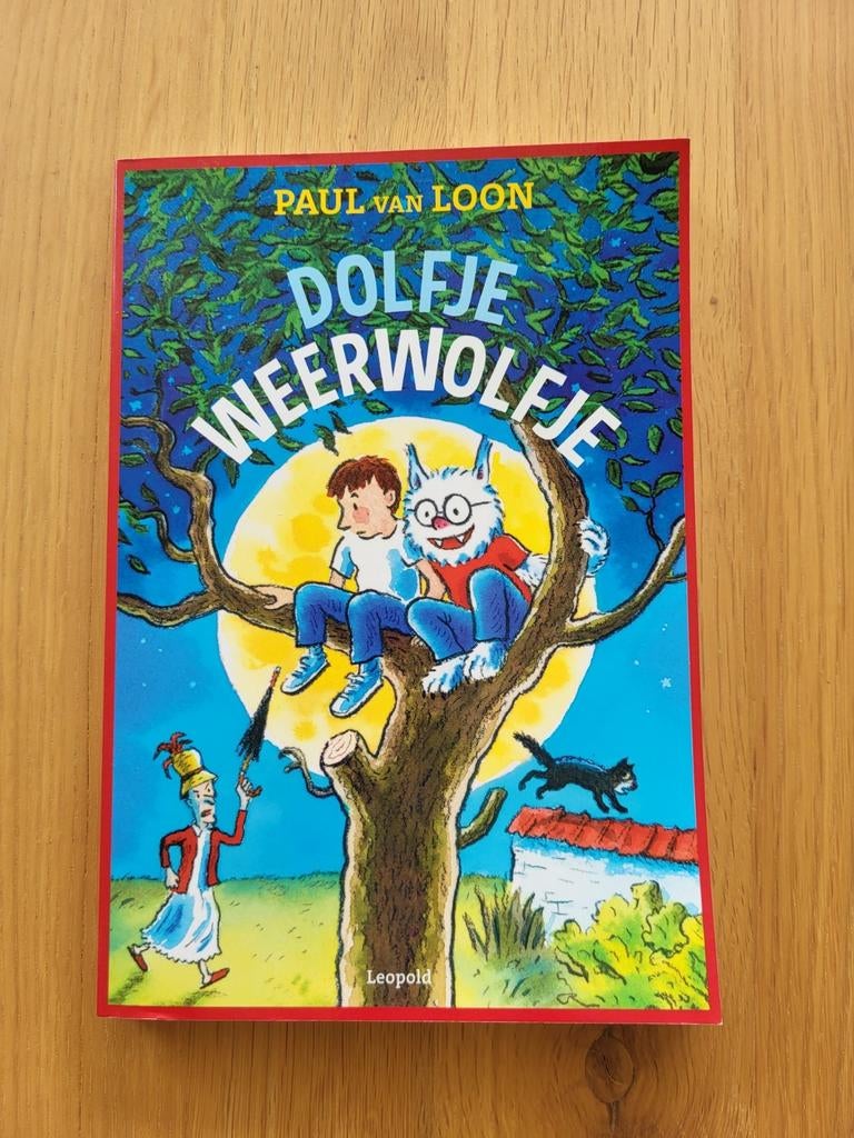 Dolfje weerwolfje - Paul van loon, Boeken, Kinderboeken | Jeugd | onder 10 jaar, Ophalen of Verzenden, Nieuw, Paul van Loon
