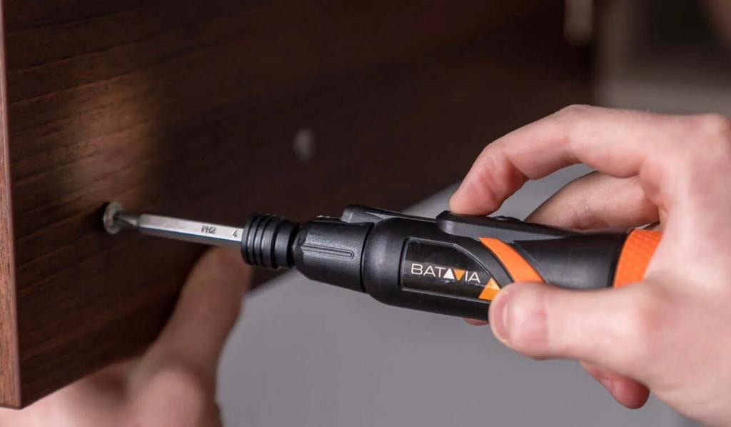 Elektrische schroevedraaier, Doe-het-zelf en Bouw, Ophalen, Zo goed als nieuw