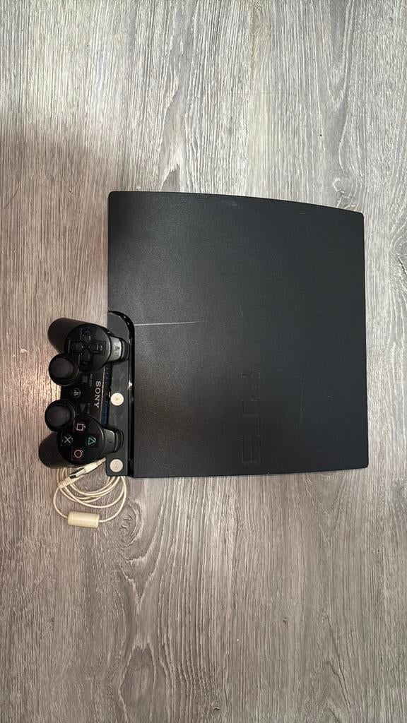 Ps3 slim + controller, Games en Spelcomputers, Ophalen of Verzenden, Zo goed als nieuw, 160 GB, Met 1 controller