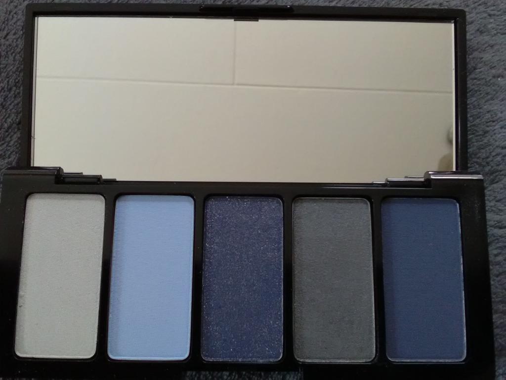 Palette de fards à paupières Hema The sky is the limit NEUF, Neuf, Maquillage, Enlèvement ou Envoi, Bleu