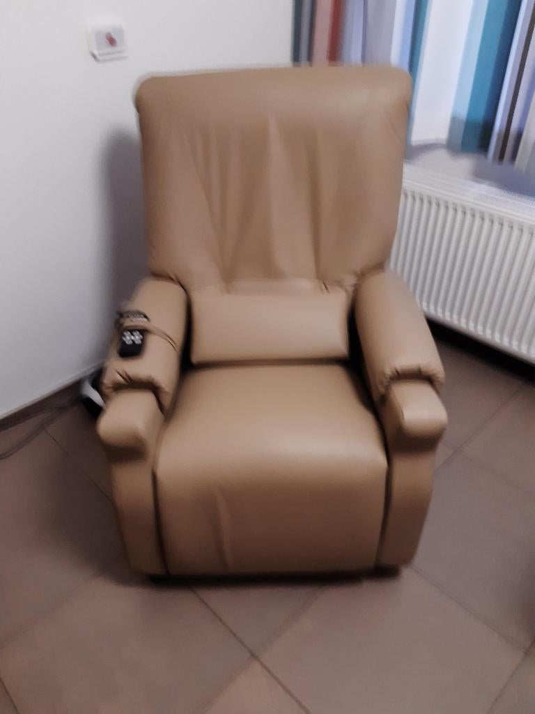 Revilax elektrische zetel, Huis en Inrichting, Ophalen, Eenpersoons, Zo goed als nieuw, Minder dan 150 cm