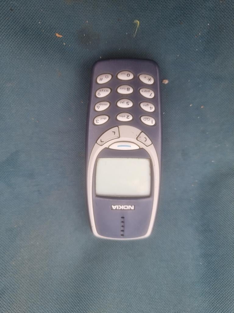 1 er 3310 tres rares, Enlèvement ou Envoi, Comme neuf