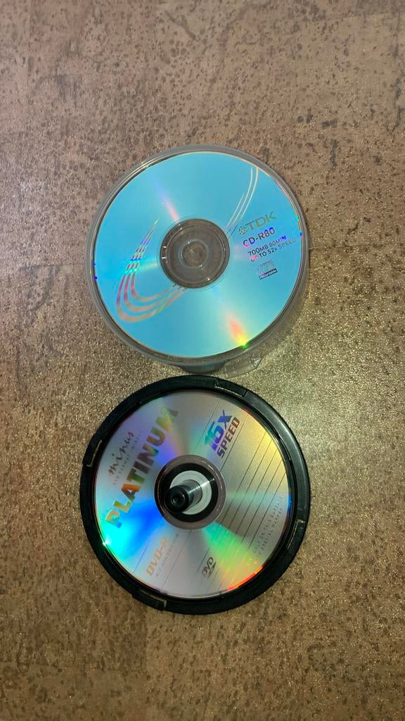 CD-R et boîtiers, Envoi, Comme neuf, Cd