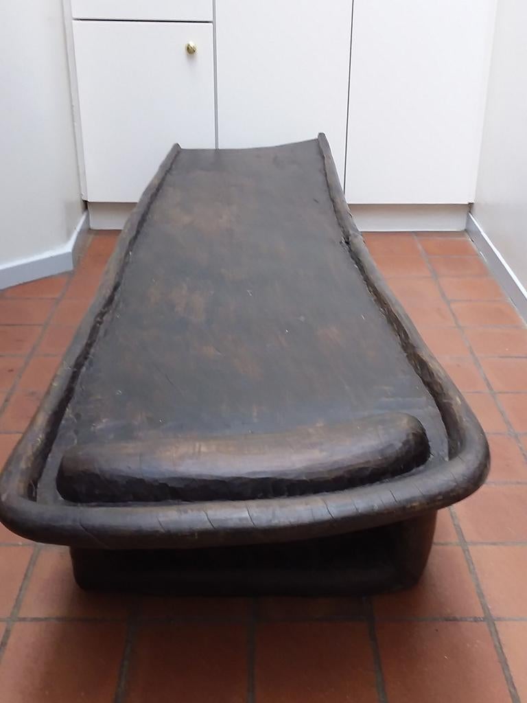 Bamileke bed uit kameroen, Ophalen, Gebruikt