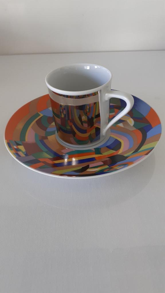 PORCELAINE PYLONES 1 sachet + soucoupe, Enlèvement ou Envoi, Comme neuf, Autres styles, Porcelaine