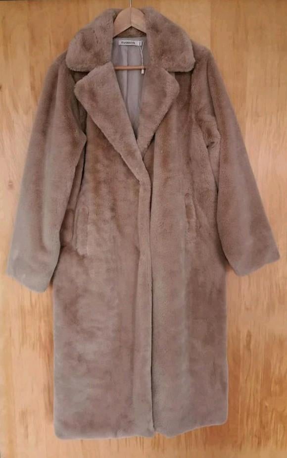Beige bontjas - maat M/L, Kleding | Dames, Jassen | Winter, Maat 38/40 (M), Beige, Ophalen of Verzenden