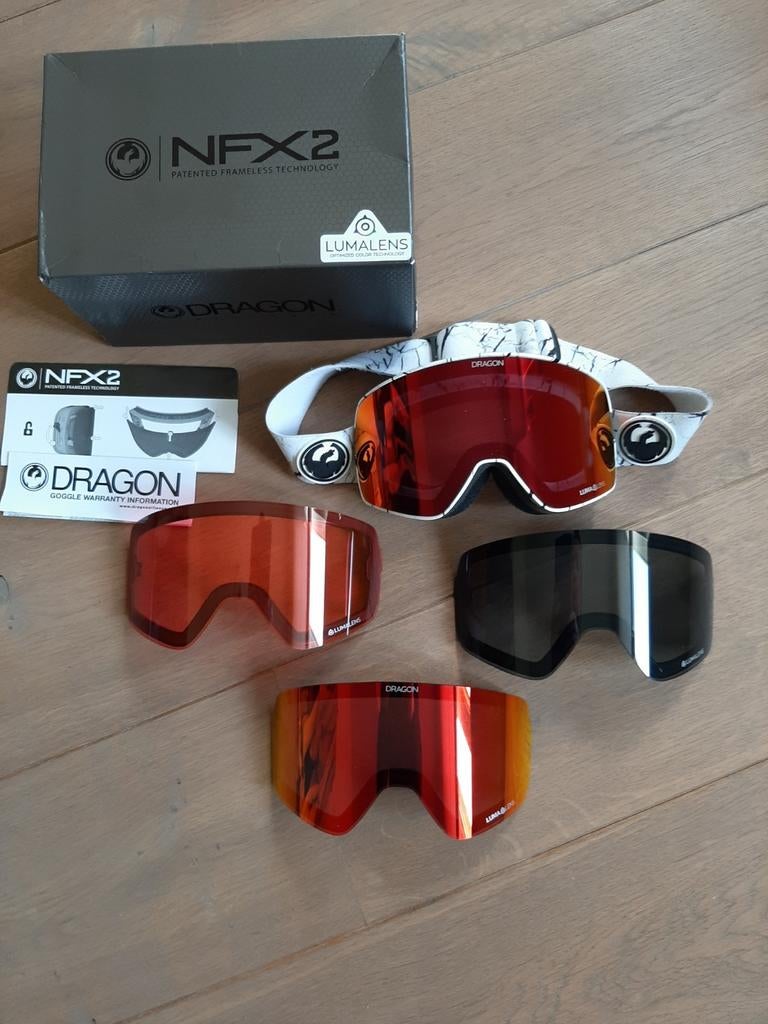Skibril Dragon NFX2 met 2extra  lenzen., Ophalen, Zo goed als nieuw