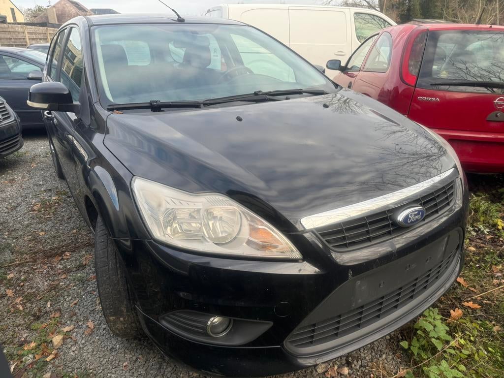 Ford Focus break 1.8 diesel bj 2008 km 302.000, Auto's, https://public.car-pass.be/vhr/f9116778-4508-4fe5-b914-0028f084a036, Stof