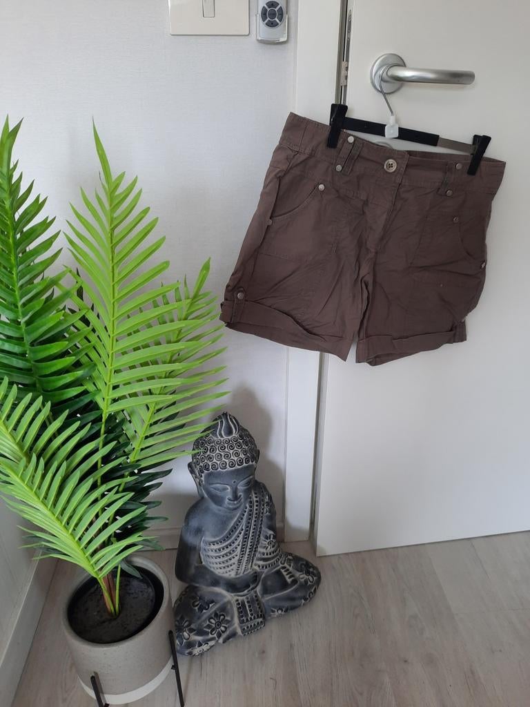 Cassis court taille 40, Enlèvement ou Envoi, Taille 38/40 (M)