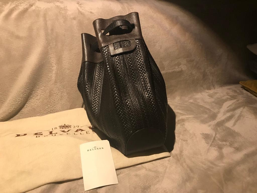 Delvaux schoudertas, Handtassen en Accessoires, Gebruikt, Bruin, Leer, Ophalen
