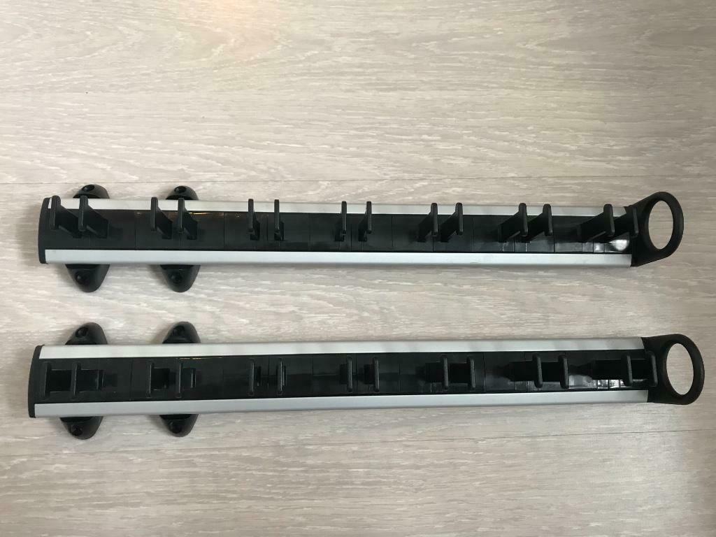 Uitschuifbare das-/riemhouders, Ophalen, Gebruikt, Zwart