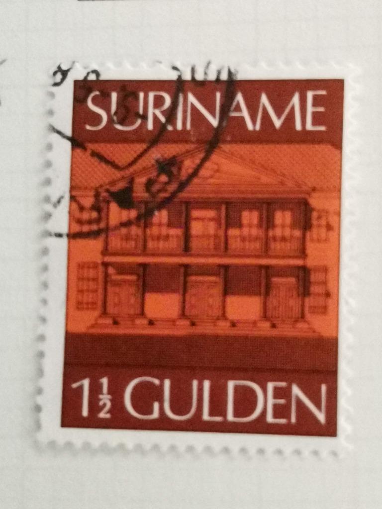 Suriname 1975 - Centrale Bank in Paramaribo, Ophalen of Verzenden, Gestempeld