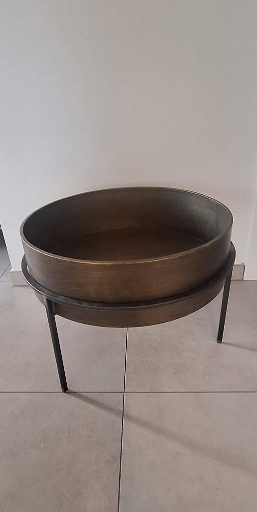 Omkeerbare metalen bijzettafel in industriële stijl., Metaal of Aluminium, Rond, 55 tot 75 cm, Zo goed als nieuw