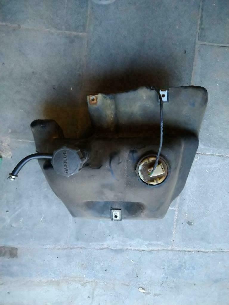 Benzinetank Vespa ET2 ET4 compleet, Ophalen of Verzenden, Gebruikt