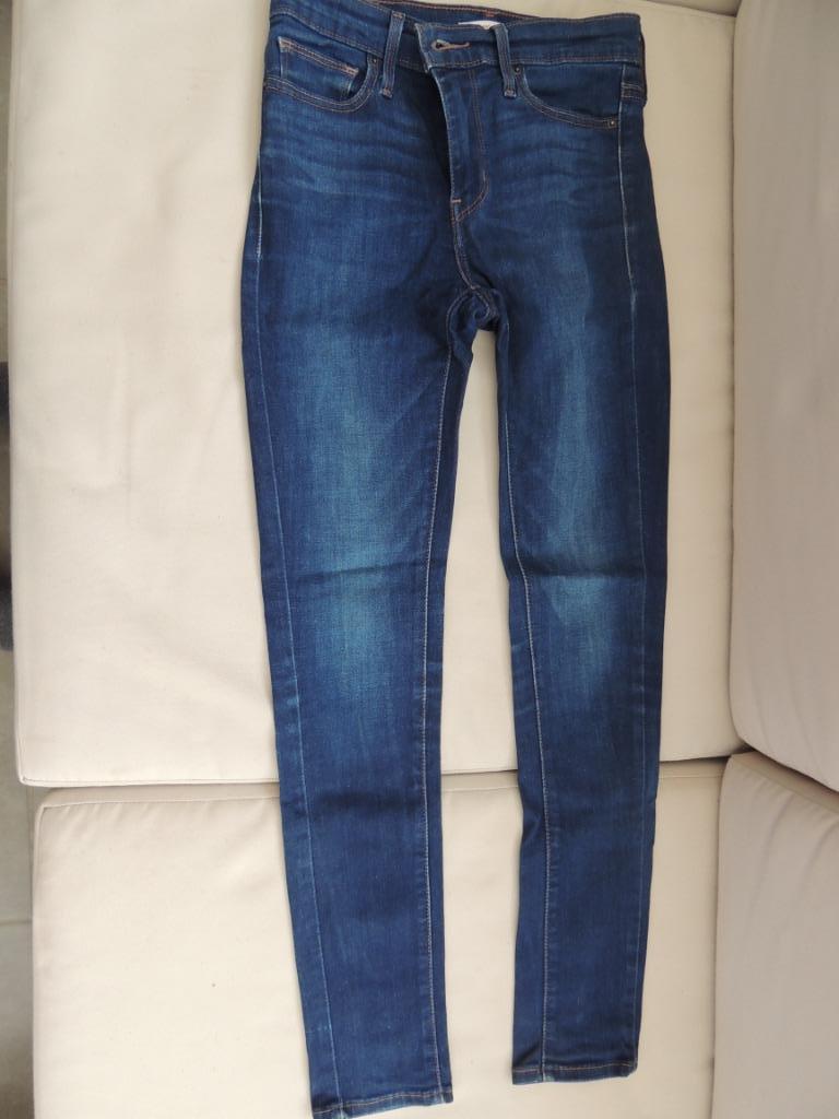 jeansbroek levi's 26, Kleding | Dames, Blauw, Ophalen of Verzenden, Zo goed als nieuw, W27 (confectie 34) of kleiner