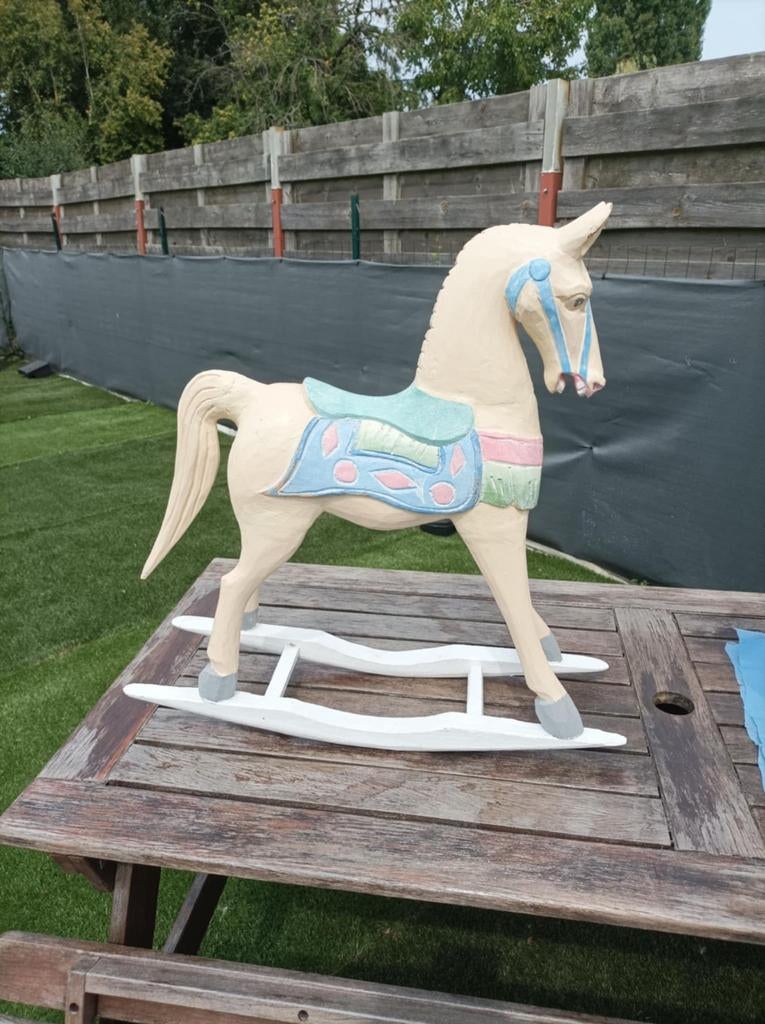 Ancien cheval à bascule en bois, Ophalen, Zo goed als nieuw