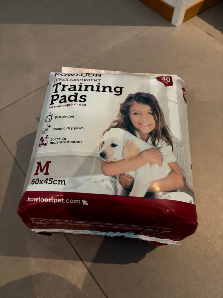 30 training pads of luiers met houder., Dieren en Toebehoren, Ophalen, Nieuw