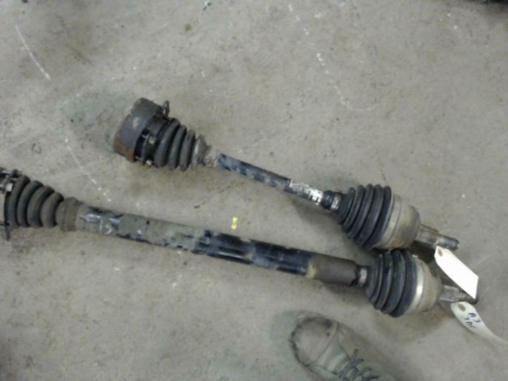 cardan gauche audi A3 8 l, Autos : Pièces & Accessoires, Enlèvement, Audi