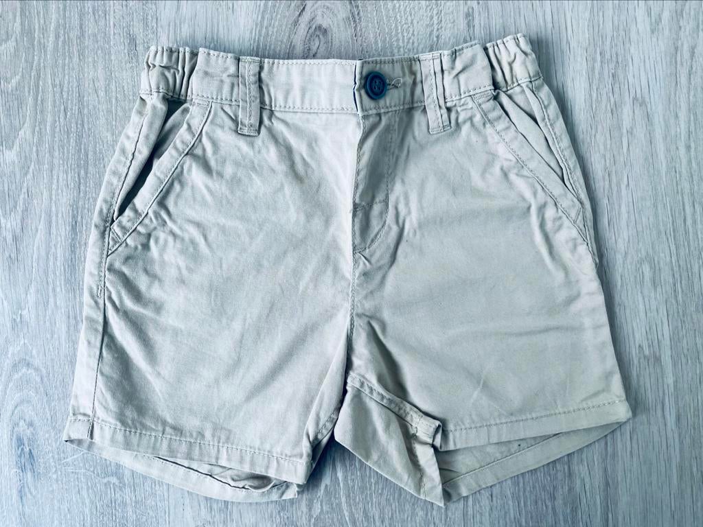 Kinderkleding (Short) - Maat 92, Kinderen en Baby's, Kinderkleding | Maat 92, Broek, H&M, Ophalen of Verzenden, Zo goed als nieuw