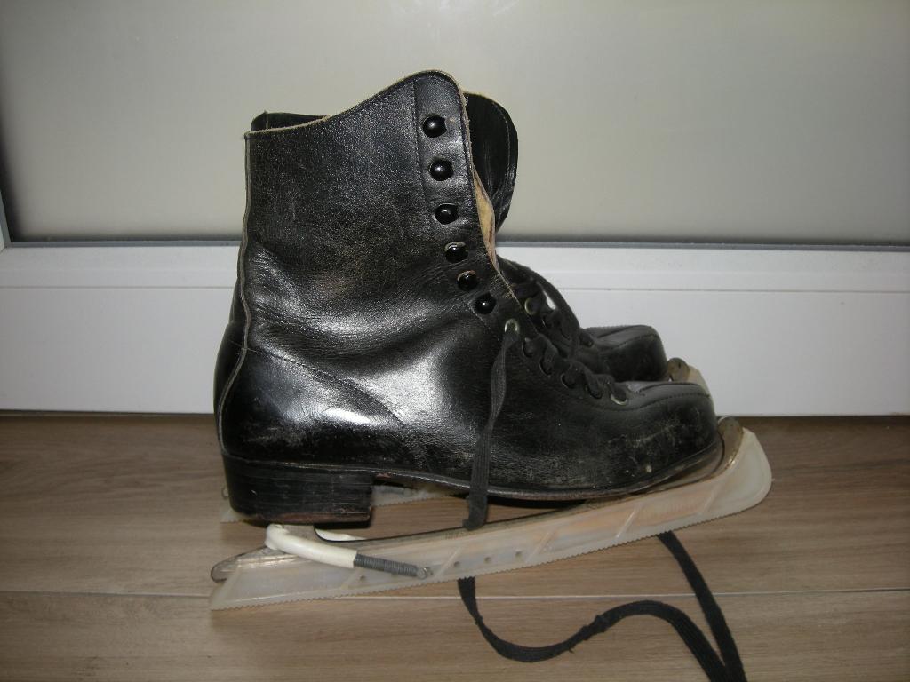 Schaatsen Godfrin Record - vintage met beschermers maat 40, Sport en Fitness, Schaatsen, Ophalen of Verzenden, Gebruikt, Overige merken