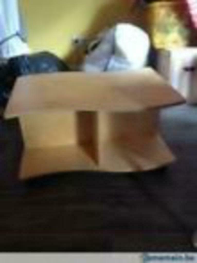 table, Enlèvement