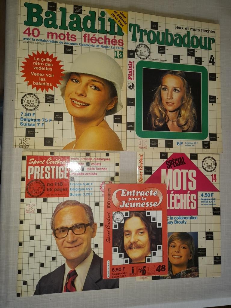 5 revues VINTAGE de mots fléchés/mots croisés, Enlèvement ou Envoi, Autres types