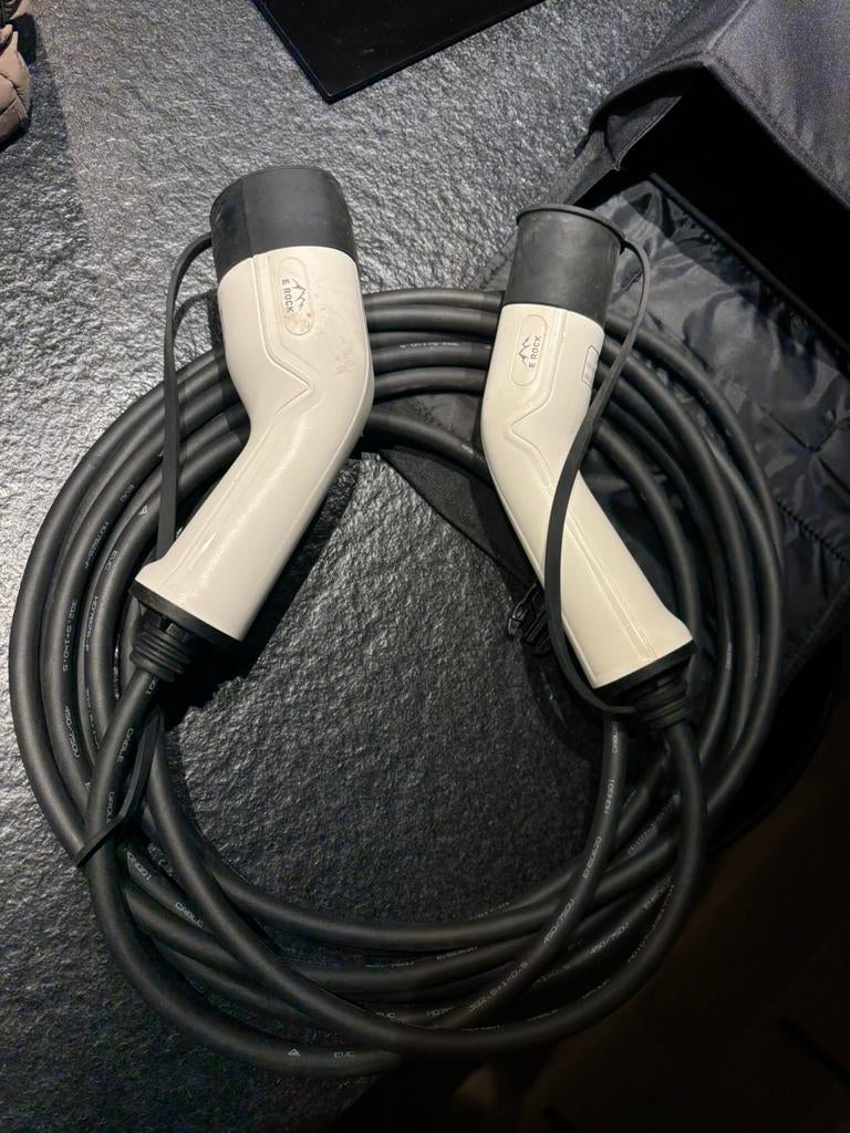 Laadkabel met bmw opbergtas, Enlèvement, Comme neuf, Câble de charge