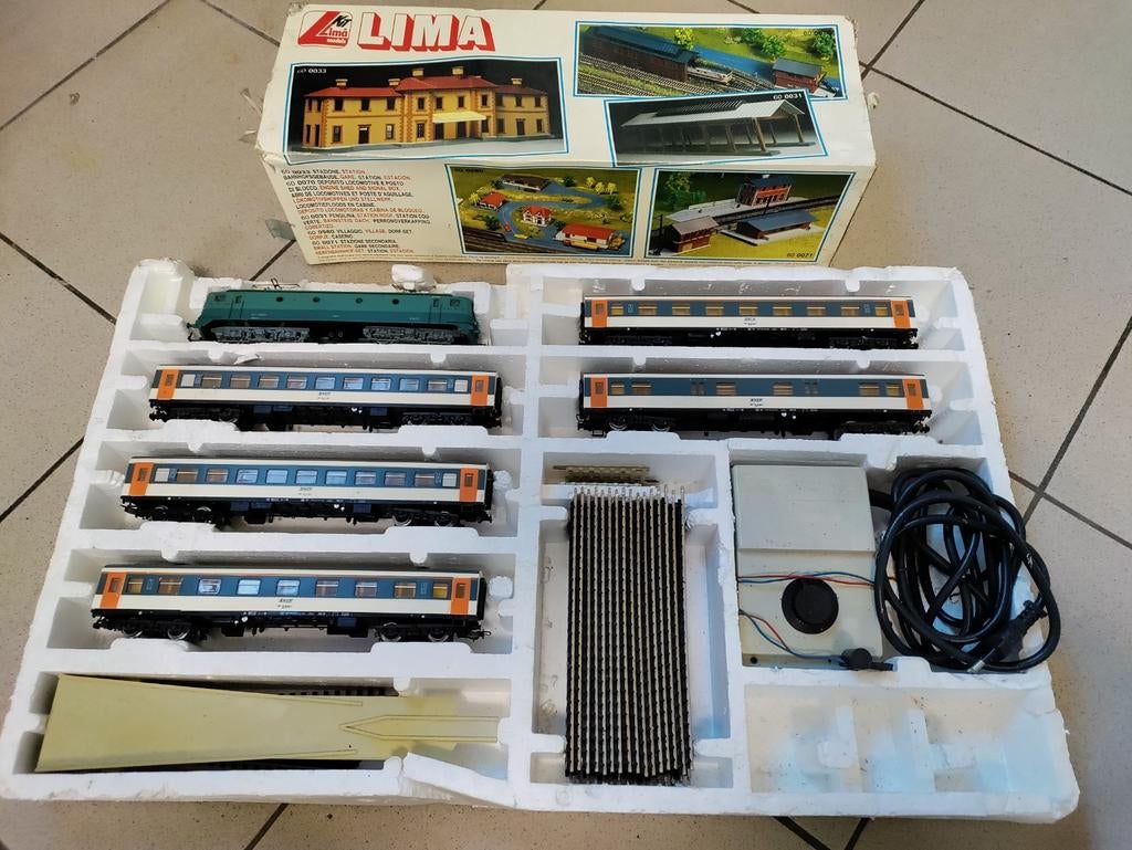 Vintage Treinset Piko Modellbahn junior (SNCF), Ophalen, Zo goed als nieuw, Locomotief, Lima