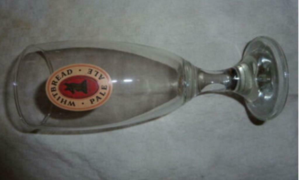 #L bier glas Whitbread Pale Ale " ronde voet ", Enlèvement ou Envoi, Neuf, Verre à bière