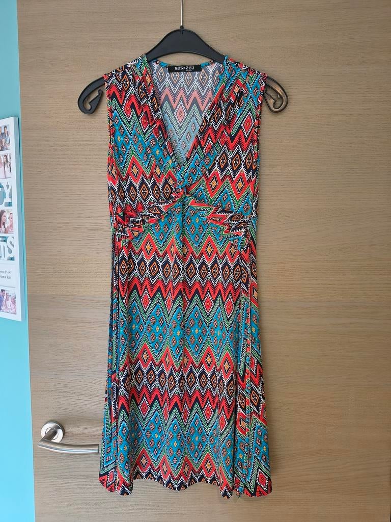robes, Enlèvement ou Envoi, Comme neuf, Taille 38/40 (M), Autres couleurs